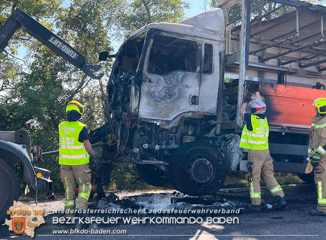 20230908 Lkw Brand auf der B60 bei Weigelsdorf 20230908 Lkw Brand auf der B60 bei Weigelsdorf
