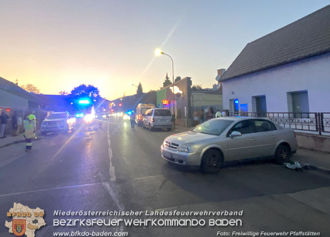 20230926_Verkehrsunfall bei Ortseinfahrt  Foto: Freiwillige Feuerwehr Pfaffstätten