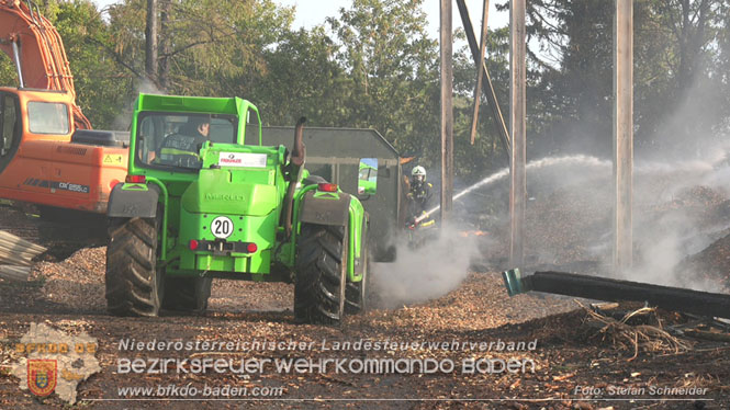 20231007_Großbrand in Heizungsanlage von Hühnerstall in Schwarzensee/Neuhaus Foto: Stefan Schneider BFK Baden 20231007_Großbrand in Heizungsanlage von Hühnerstall in Schwarzensee/Neuhaus Foto: Stefan Schneider BFK Baden