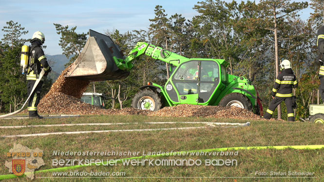 20231007_Großbrand in Heizungsanlage von Hühnerstall in Schwarzensee/Neuhaus Foto: Stefan Schneider BFK Baden 20231007_Großbrand in Heizungsanlage von Hühnerstall in Schwarzensee/Neuhaus Foto: Stefan Schneider BFK Baden