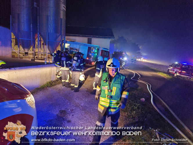20231007_Großbrand in Heizungsanlage von Hühnerstall in Schwarzensee/Neuhaus Foto: Stefan Schneider BFK Baden 20231007_Großbrand in Heizungsanlage von Hühnerstall in Schwarzensee/Neuhaus Foto: Stefan Schneider BFK Baden