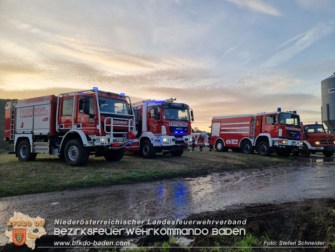 20231007_Großbrand in Heizungsanlage von Hühnerstall in Schwarzensee/Neuhaus Foto: Stefan Schneider BFK Baden 20231007_Großbrand in Heizungsanlage von Hühnerstall in Schwarzensee/Neuhaus Foto: Stefan Schneider BFK Baden