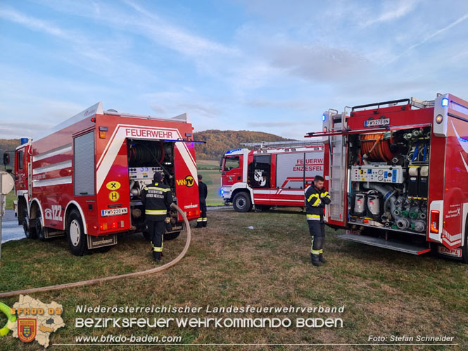 20231007_Großbrand in Heizungsanlage von Hühnerstall in Schwarzensee/Neuhaus Foto: Stefan Schneider BFK Baden 20231007_Großbrand in Heizungsanlage von Hühnerstall in Schwarzensee/Neuhaus Foto: Stefan Schneider BFK Baden