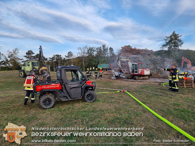 20231007_Großbrand in Heizungsanlage von Hühnerstall in Schwarzensee/Neuhaus Foto: Stefan Schneider BFK Baden 20231007_Großbrand in Heizungsanlage von Hühnerstall in Schwarzensee/Neuhaus Foto: Stefan Schneider BFK Baden