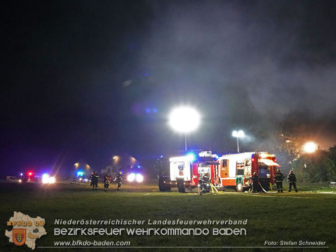 20231007_Großbrand in Heizungsanlage von Hühnerstall in Schwarzensee/Neuhaus Foto: Stefan Schneider BFK Baden 20231007_Großbrand in Heizungsanlage von Hühnerstall in Schwarzensee/Neuhaus Foto: Stefan Schneider BFK Baden