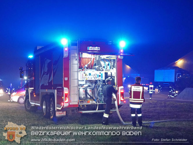 20231007_Großbrand in Heizungsanlage von Hühnerstall in Schwarzensee/Neuhaus Foto: Stefan Schneider BFK Baden 20231007_Großbrand in Heizungsanlage von Hühnerstall in Schwarzensee/Neuhaus Foto: Stefan Schneider BFK Baden
