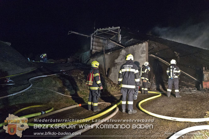 20231007_Großbrand in Heizungsanlage von Hühnerstall in Schwarzensee/Neuhaus Foto: Stefan Schneider BFK Baden 20231007_Großbrand in Heizungsanlage von Hühnerstall in Schwarzensee/Neuhaus Foto: Stefan Schneider BFK Baden
