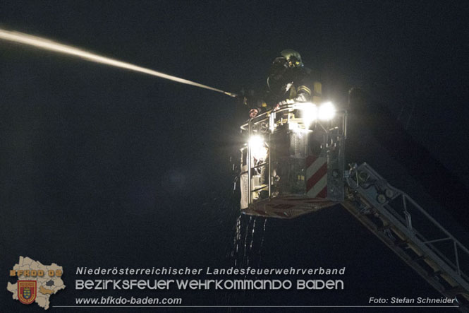 20231007_Großbrand in Heizungsanlage von Hühnerstall in Schwarzensee/Neuhaus Foto: Stefan Schneider BFK Baden 20231007_Großbrand in Heizungsanlage von Hühnerstall in Schwarzensee/Neuhaus Foto: Stefan Schneider BFK Baden