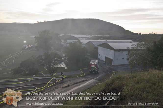 20231007_Großbrand in Heizungsanlage von Hühnerstall in Schwarzensee/Neuhaus Foto: Stefan Schneider BFK Baden 20231007_Großbrand in Heizungsanlage von Hühnerstall in Schwarzensee/Neuhaus Foto: Stefan Schneider BFK Baden