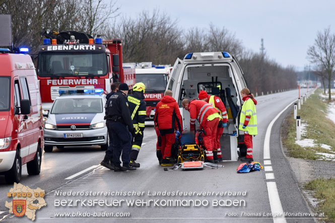 20231210 Bezirksübergreifende Menschenrettung nach Verkehrsunfall aug der B60 zwischen Pottendorf (BN) und Ebenfurth (WN) 20231210 Bezirksübergreifende Menschenrettung nach Verkehrsunfall aug der B60 zwischen Pottendorf (BN) und Ebenfurth (WN)