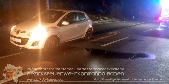 20231211 Nach Felssturz Sperre der LB18 bei Altenmarkt a.d.Triesting Foto: Freiwillige Feuerwehr Altenmarkt a.d.Triesting / Ch. Steinbacher 20231211 Nach Felssturz Sperre der LB18 bei Altenmarkt a.d.Triesting Foto: Freiwillige Feuerwehr Altenmarkt a.d.Triesting / Ch. Steinbacher