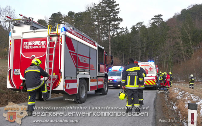 20240117 Herausfordernde Personenrettung nach Verkehrsunfall auf der L4004  Foto: Stefan Schneider BFKDO BADEN