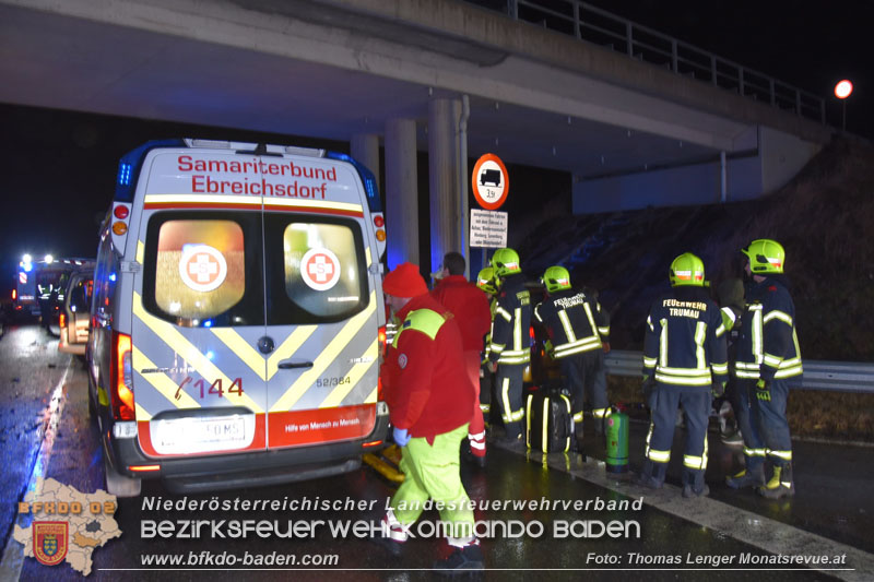 20240126 Schwerer Verkehrsunfall mit Fahrerflucht auf der B16 Foto: Thomas Lenger Monatsrevue.at 20240126 Schwerer Verkehrsunfall mit Fahrerflucht auf der B16 Foto: Thomas Lenger Monatsrevue.at