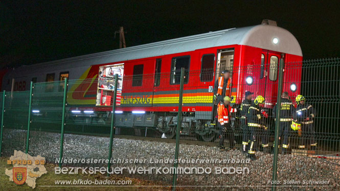 20240208 Sattelzug kollidiert mit Aspangbahn bei Traiskirchen Foto: Stefan Schneider BFKDO BADEN 20240208 Sattelzug kollidiert mit Aspangbahn bei Traiskirchen Foto: Stefan Schneider BFKDO BADEN