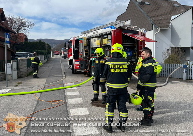 20240310 Brand eines Carports und Elektrofahrzeug in Traiskirchen mit weiteren Herausforderungen Foto: Daniel Bartmann AFKDO Traiskirchen