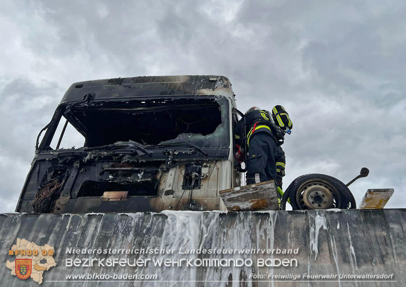 20240310_Containerbrand im Gewerbegebiet Mitterndorf a.d.Fischa   Foto: Freiwillige Feuerwehr Unterwaltersdorf