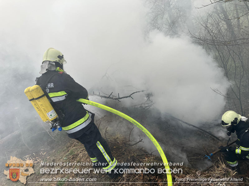 20240318 Brand auf einem Lagerplatz in Gutental  Foto: Freiwillige Feuerwehr Alland