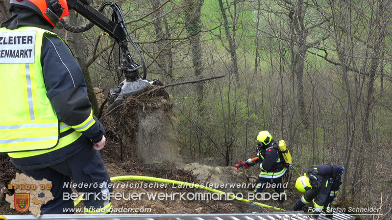 20240318 Brand auf einem Lagerplatz in Gutental Foto: Stefan Schneider BFKDO BADEN