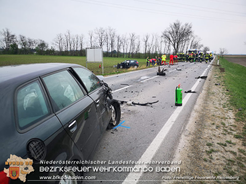 20240322 Schwerer Verkehrsunfall mit drei Verletzten auf B60 zwischen Reisenberg und Unterwaltersdorf Foto: Freiwillige Feuerwehr Reisenberg 20240322 Schwerer Verkehrsunfall mit drei Verletzten auf B60 zwischen Reisenberg und Unterwaltersdorf Foto: Freiwillige Feuerwehr Reisenberg