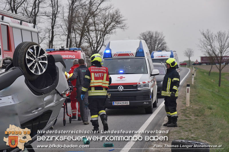 20240322 Schwerer Verkehrsunfall mit drei Verletzten auf B60 zwischen Reisenberg und Unterwaltersdorf Foto: Thomas Lenger Monatsrevue.at 20240322 Schwerer Verkehrsunfall mit drei Verletzten auf B60 zwischen Reisenberg und Unterwaltersdorf Foto: Thomas Lenger Monatsrevue.at