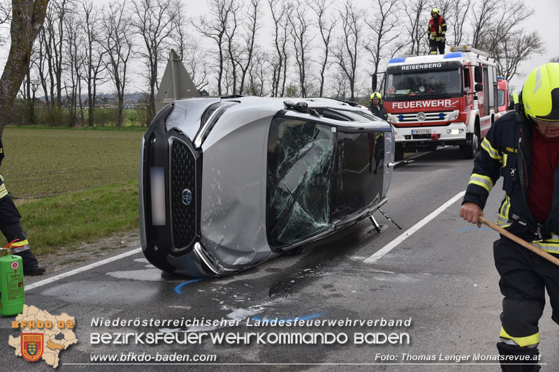 20240322 Schwerer Verkehrsunfall mit drei Verletzten auf B60 zwischen Reisenberg und Unterwaltersdorf Foto: Thomas Lenger Monatsrevue.at 20240322 Schwerer Verkehrsunfall mit drei Verletzten auf B60 zwischen Reisenberg und Unterwaltersdorf Foto: Thomas Lenger Monatsrevue.at