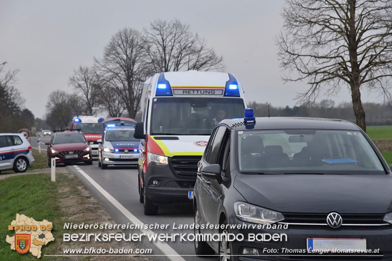 20240322 Schwerer Verkehrsunfall mit drei Verletzten auf B60 zwischen Reisenberg und Unterwaltersdorf Foto: Thomas Lenger Monatsrevue.at 20240322 Schwerer Verkehrsunfall mit drei Verletzten auf B60 zwischen Reisenberg und Unterwaltersdorf Foto: Thomas Lenger Monatsrevue.at