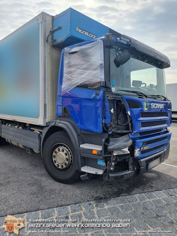 20240322 Dieselaustritt aus LKW auf Firmengelände  Foto: Stefan Schneider BFKDO BADEN
