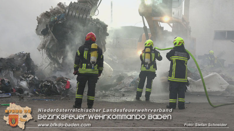 20240328 Brand bei einem Abfallwirtschaftsbetrieb Foto: Stefan Schneider BFKDO BADEN 20240328 Brand bei einem Abfallwirtschaftsbetrieb Foto: Stefan Schneider BFKDO BADEN