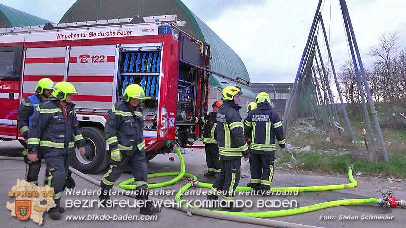 20240328 Brand bei einem Abfallwirtschaftsbetrieb Foto: Stefan Schneider BFKDO BADEN 20240328 Brand bei einem Abfallwirtschaftsbetrieb Foto: Stefan Schneider BFKDO BADEN