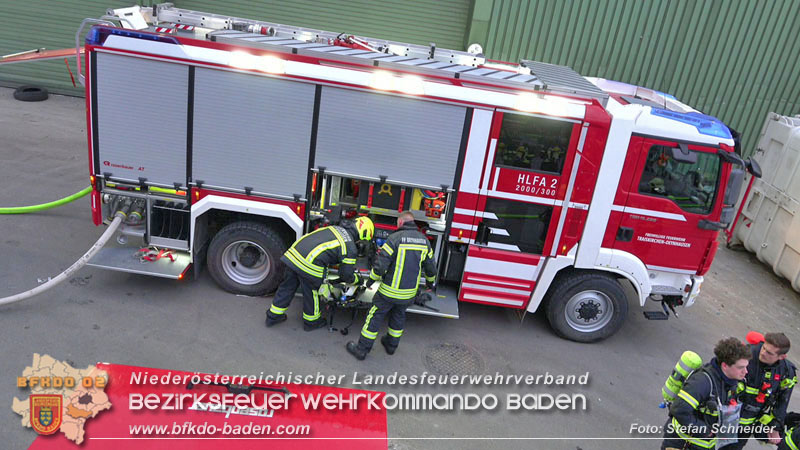 20240328 Brand bei einem Abfallwirtschaftsbetrieb Foto: Stefan Schneider BFKDO BADEN 20240328 Brand bei einem Abfallwirtschaftsbetrieb Foto: Stefan Schneider BFKDO BADEN
