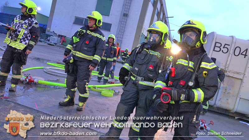 20240328 Brand bei einem Abfallwirtschaftsbetrieb Foto: Stefan Schneider BFKDO BADEN 20240328 Brand bei einem Abfallwirtschaftsbetrieb Foto: Stefan Schneider BFKDO BADEN