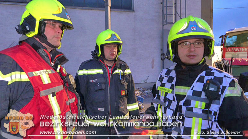 20240328 Brand bei einem Abfallwirtschaftsbetrieb Foto: Stefan Schneider BFKDO BADEN 20240328 Brand bei einem Abfallwirtschaftsbetrieb Foto: Stefan Schneider BFKDO BADEN