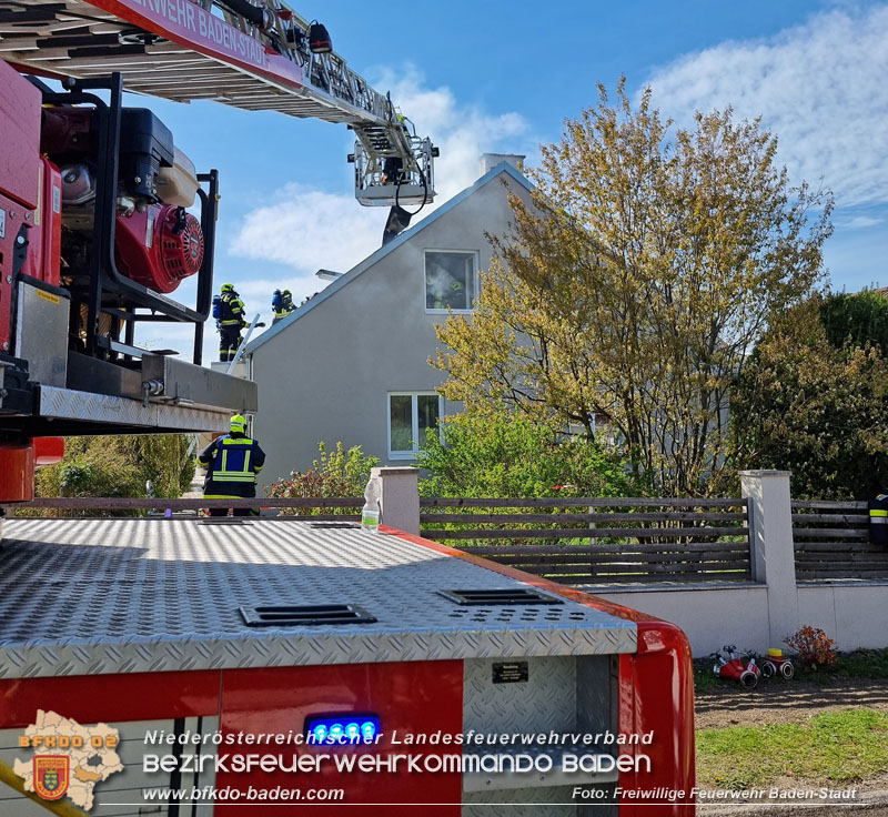 20240406_Dachstuhlbrand eines Einfamilienhauses in Siegenfeld  Foto: Freiwillige Feuerwehr Baden-Stadt