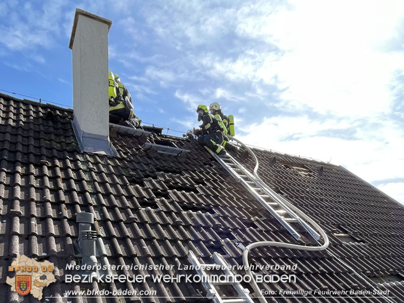 20240406_Dachstuhlbrand eines Einfamilienhauses in Siegenfeld  Foto: Freiwillige Feuerwehr Baden-Stadt
