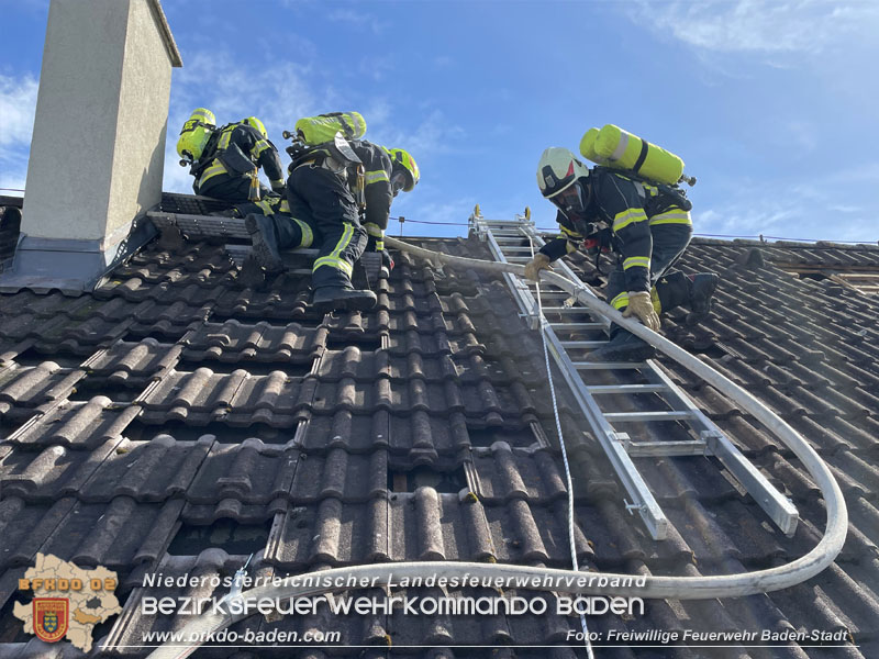 20240406_Dachstuhlbrand eines Einfamilienhauses in Siegenfeld  Foto: Freiwillige Feuerwehr Baden-Stadt