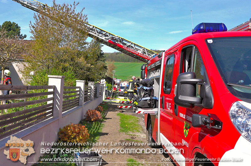 20240406_Dachstuhlbrand eines Einfamilienhauses in Siegenfeld  Foto: Freiwillige Feuerwehr Baden-Stadt