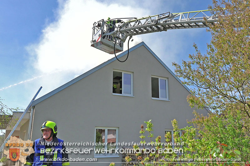 20240406_Dachstuhlbrand eines Einfamilienhauses in Siegenfeld  Foto: Freiwillige Feuerwehr Baden-Stadt