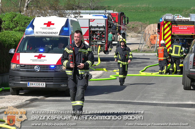 20240406_Dachstuhlbrand eines Einfamilienhauses in Siegenfeld  Foto: Freiwillige Feuerwehr Baden-Stadt