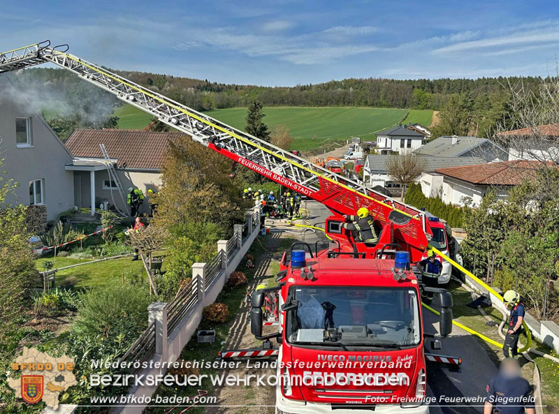 20240406_Dachstuhlbrand eines Einfamilienhauses in Siegenfeld  Foto: Freiwillige Feuerwehr Siegenfeld