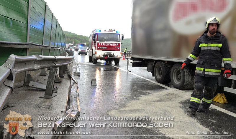 20240503_Alarmierte Menschenrettung nach LKW-Unfall auf A21 zwischen Mayerling und Heiligenkreuz Foto: Stefan Schneider BFKDO BADEN 20240503_Alarmierte Menschenrettung nach LKW-Unfall auf A21 zwischen Mayerling und Heiligenkreuz Foto: Stefan Schneider BFKDO BADEN