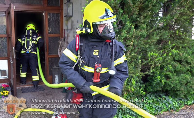 20240503_Überhitzter Ofen sorgt für Feuerwehreinsatz in Pfaffstätten Foto: Stefan Schneider BFKDO BADEN 20240503_Überhitzter Ofen sorgt für Feuerwehreinsatz in Pfaffstätten Foto: Stefan Schneider BFKDO BADEN