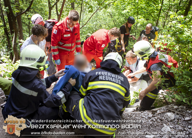 20240512 Feuerwehr unterstützt bei Kletterunfall in Neuhaus/Peilstein  Foto: © Brigitte Fischer, Fotostudio B&G
