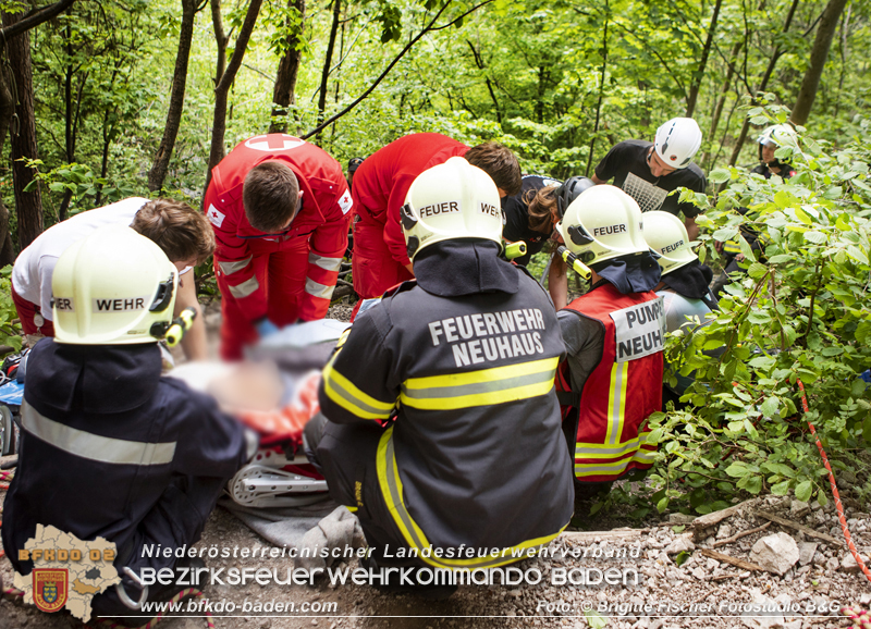 20240512 Feuerwehr unterstützt bei Kletterunfall in Neuhaus/Peilstein  Foto: © Brigitte Fischer, Fotostudio B&G