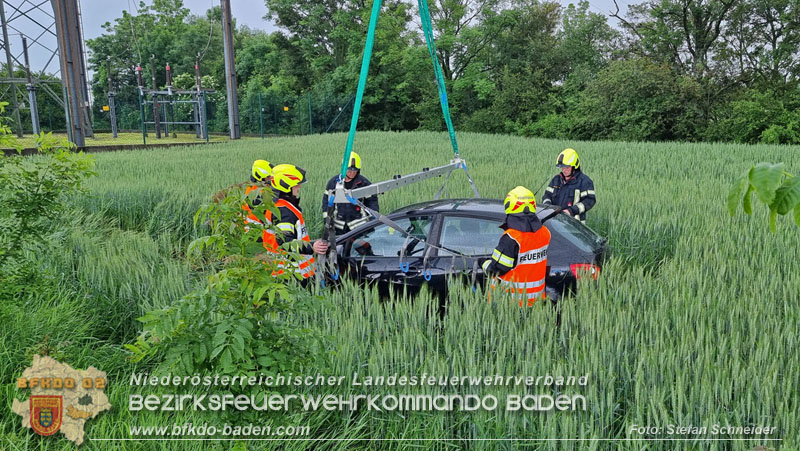 20240517_Fahrzeugbergung nach Verkehrsunfall auf der L4012  Foto: Stefan Schneider