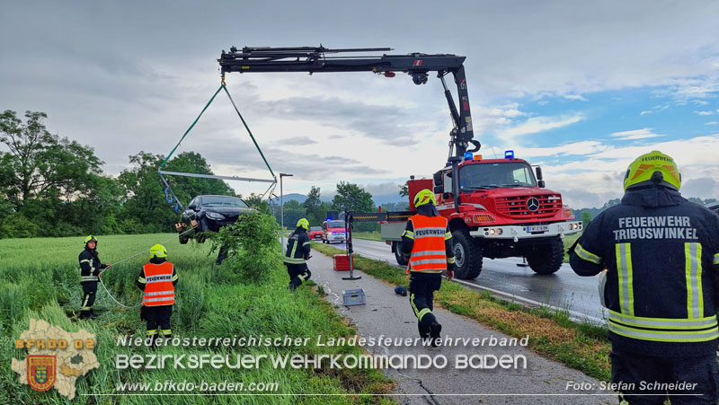 20240517_Fahrzeugbergung nach Verkehrsunfall auf der L4012  Foto: Stefan Schneider