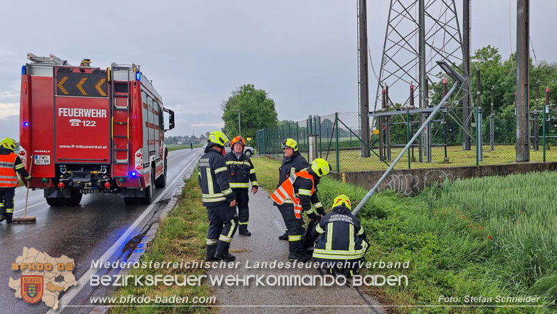 20240517_Fahrzeugbergung nach Verkehrsunfall auf der L4012  Foto: Stefan Schneider