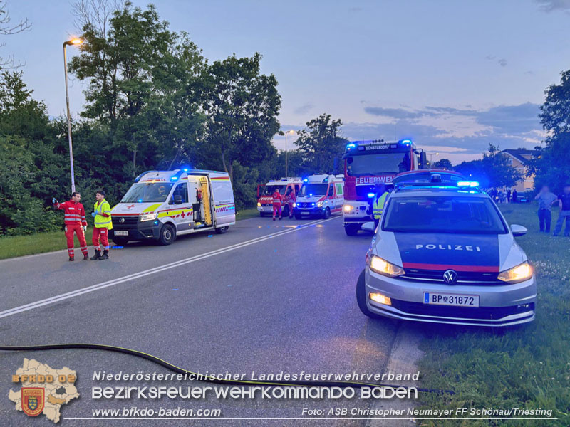 20240605_Personenrettung nach Verkehrsunfall auf der B17 in Günselsdorf - Pkw gegen Omnibus  Foto: ASB Christopher Neumayer FF Schönau/Triesting