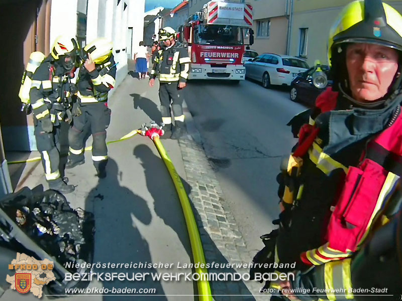 20240628 Brand in Mülllagerraum einer Wohnhausanlage in Baden Foto: Freiwillige Feuerwehr Baden-Stadt/Viktor van de Castell 20240628 Brand in Mülllagerraum einer Wohnhausanlage in Baden Foto: Freiwillige Feuerwehr Baden-Stadt/Viktor van de Castell