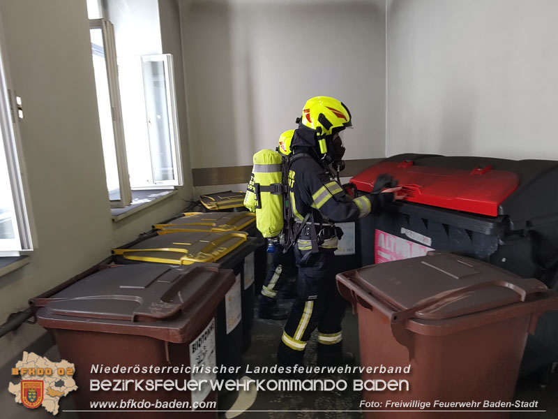 20240628 Brand in Mülllagerraum einer Wohnhausanlage in Baden Foto: Freiwillige Feuerwehr Baden-Stadt/Fritz Beichbuchner 20240628 Brand in Mülllagerraum einer Wohnhausanlage in Baden Foto: Freiwillige Feuerwehr Baden-Stadt/Fritz Beichbuchner