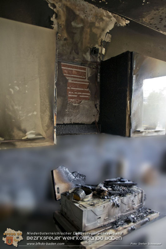 20240706_Küchenbrand in Mehrparteinwohnhaus in Bad Vöslau  Foto: Stefan Schneider BFKDO BADEN